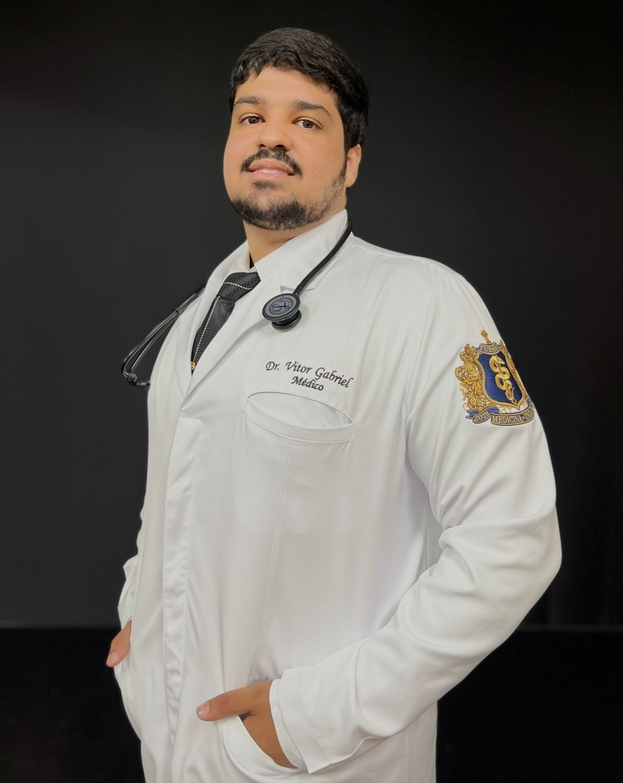 Dr. Vitor Gabriel Santana Rodrigues De Souza