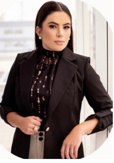 Dra. Julia Amanda Guzatti Valduga