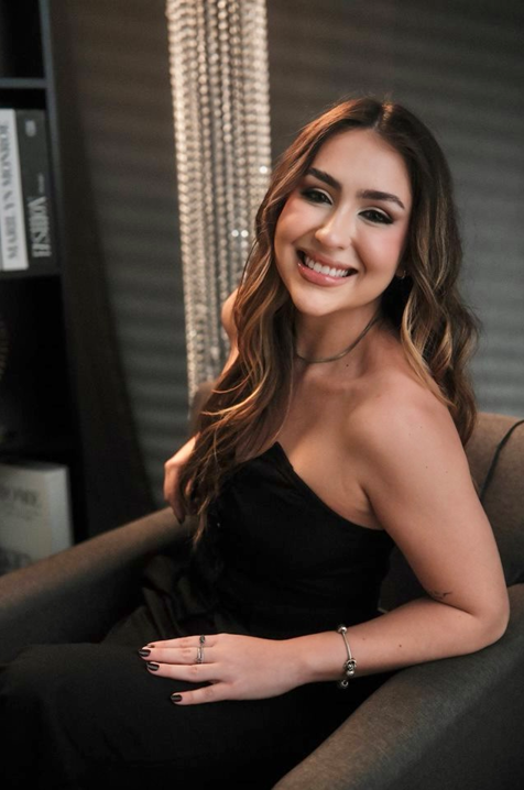 Dra. Nayara Souza Bueno