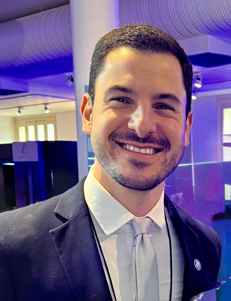 Dr. Artur Salgado De Azevedo