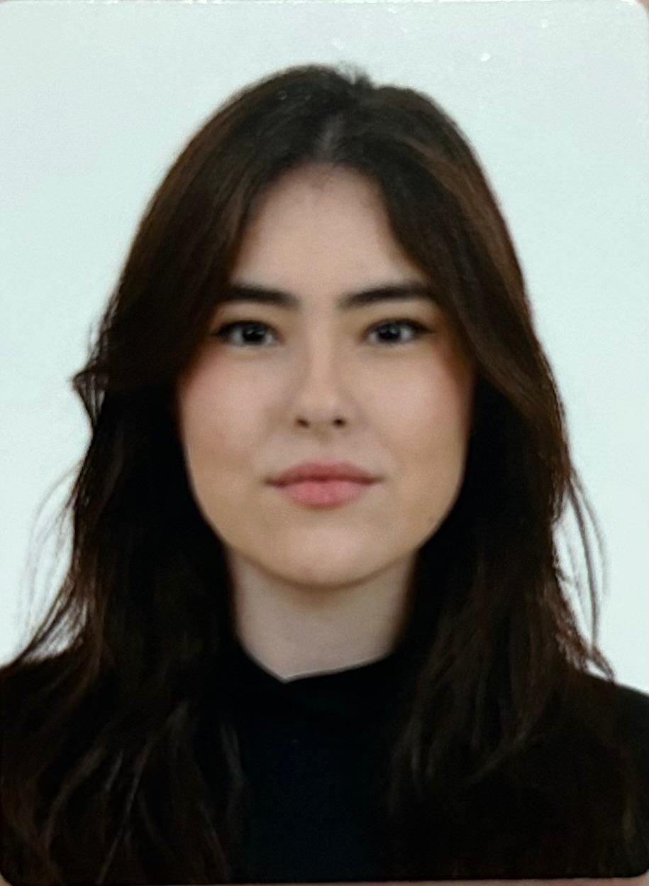 Dra. Lara Martins Casemiro