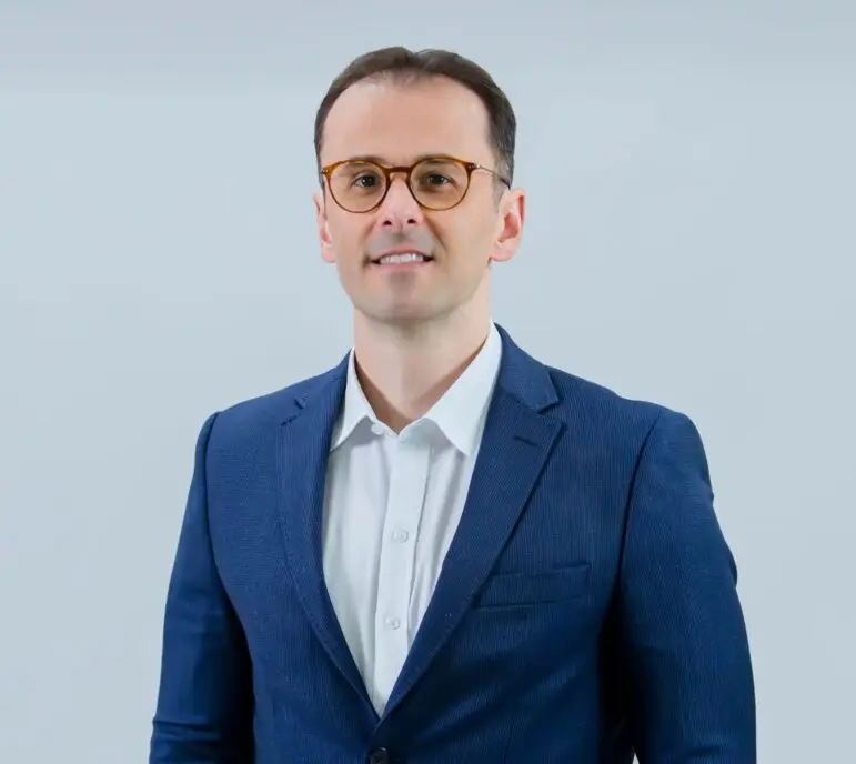 Perito Médico Pneumologista — Dr. Flavio Alves Toledo