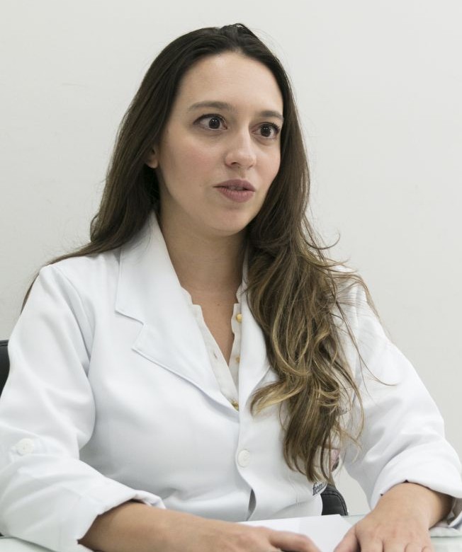 Perito Médico Ginecologista e Obstetra, Carolina Cabral Casado Lima