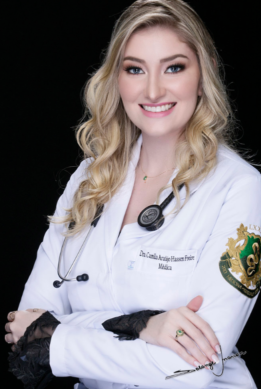 Perito Médico Pediatra — Dra. Camila Hassen Sguizzato