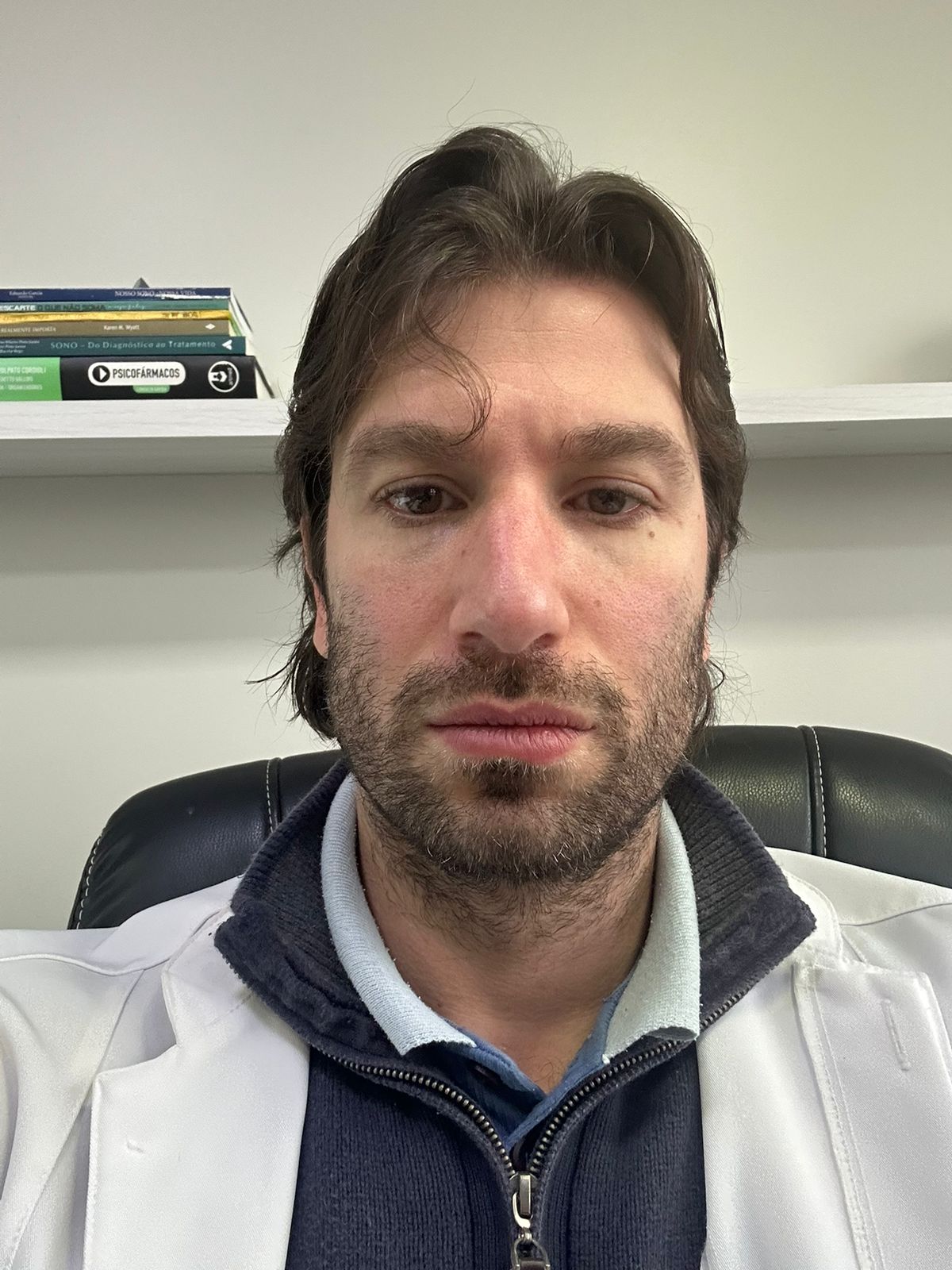 Perito Médico Psiquiatra Forense — Issam Ahmad Jomaa