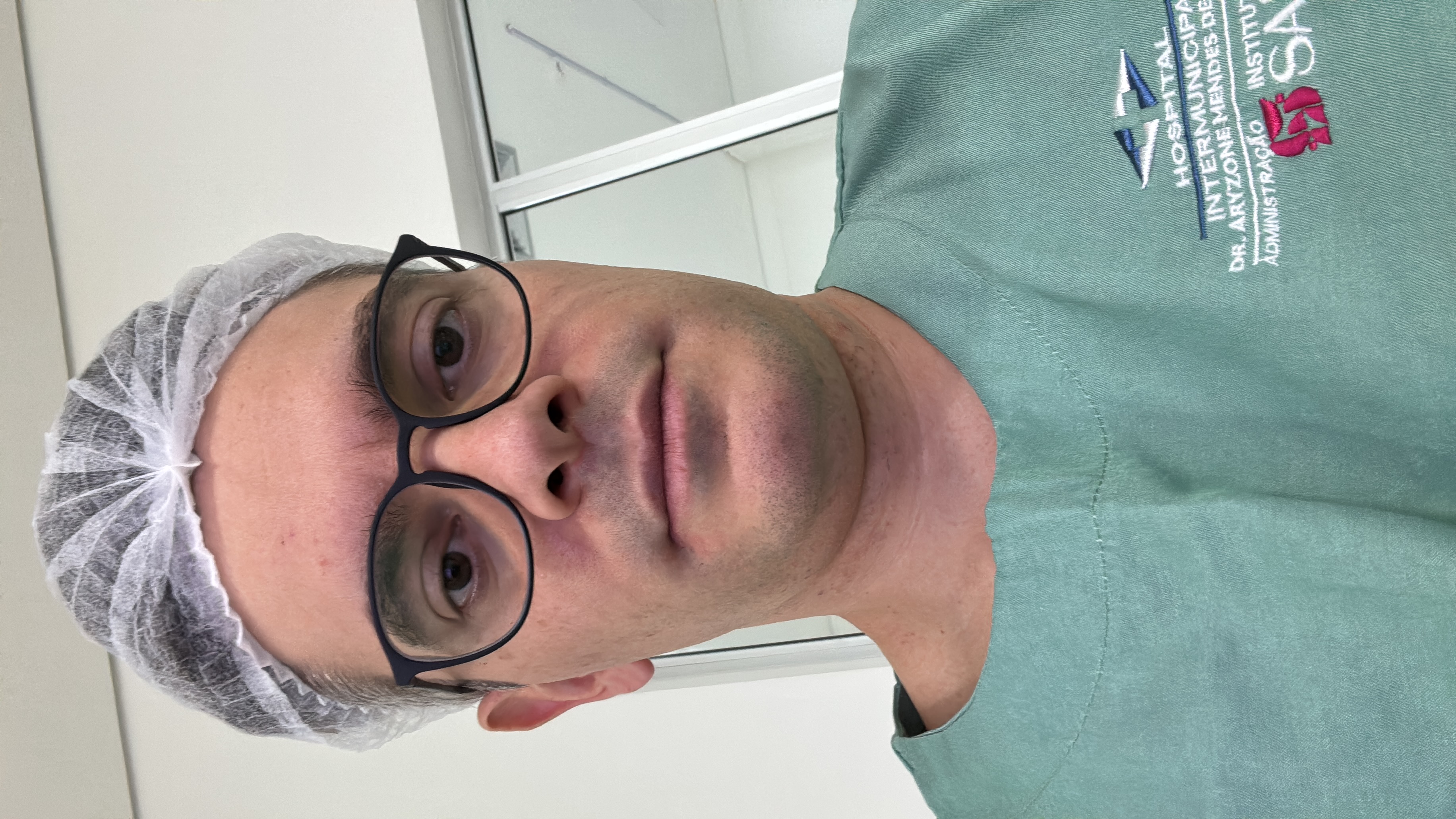 Perito Médico Ortopedista e Traumatologista — Kosmos Apostolos Nicolaou
