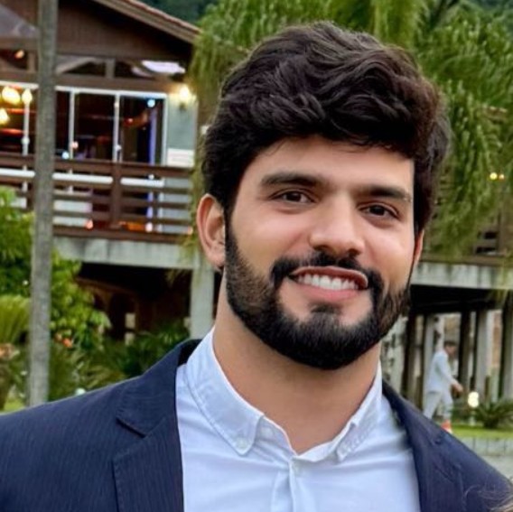 Alexandre Magno de Souza Quelho