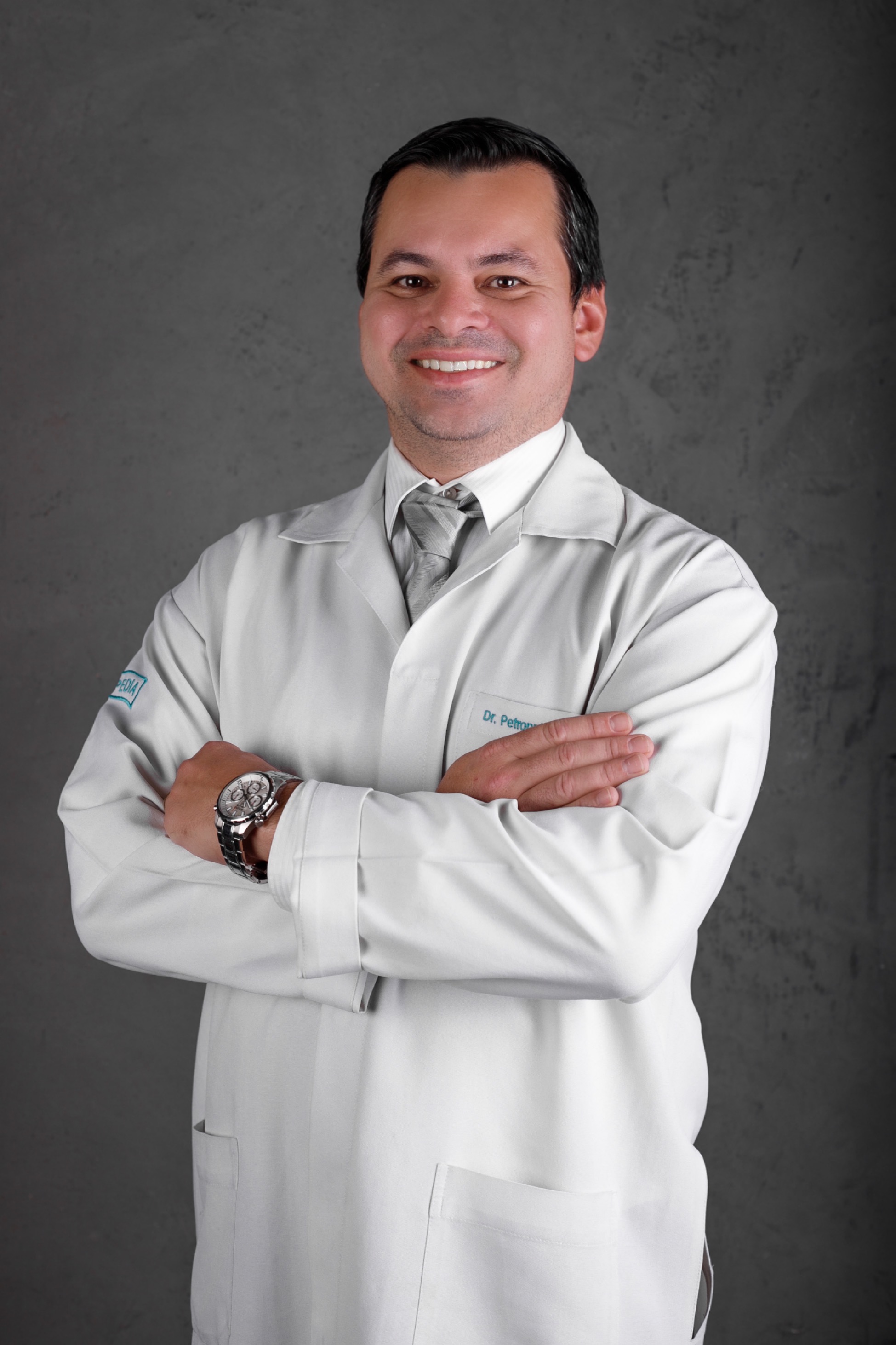 Perito Médico Ortopedista e Traumatologista — Petrônnius Mônico de Rezende