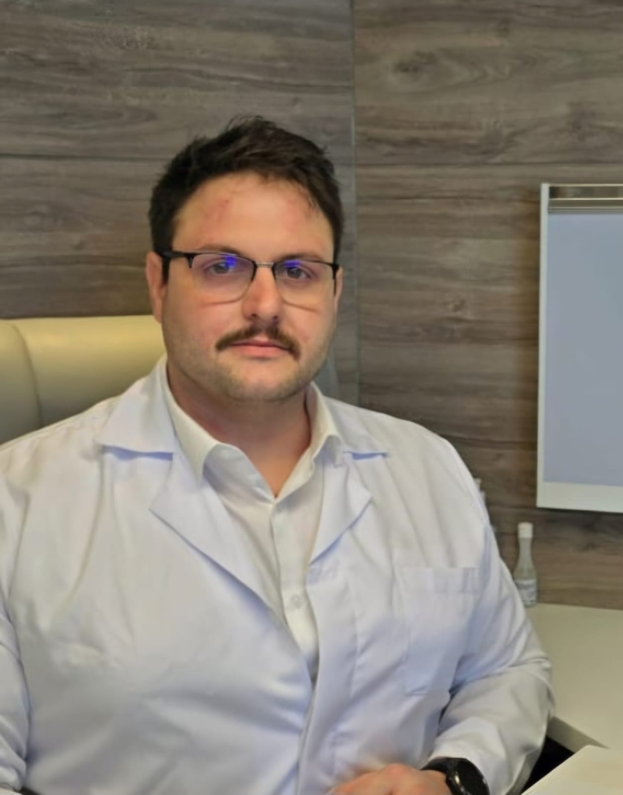 Perito Médico Ortopedista e Traumatologista — Dr. Henrique Gardim Abbade