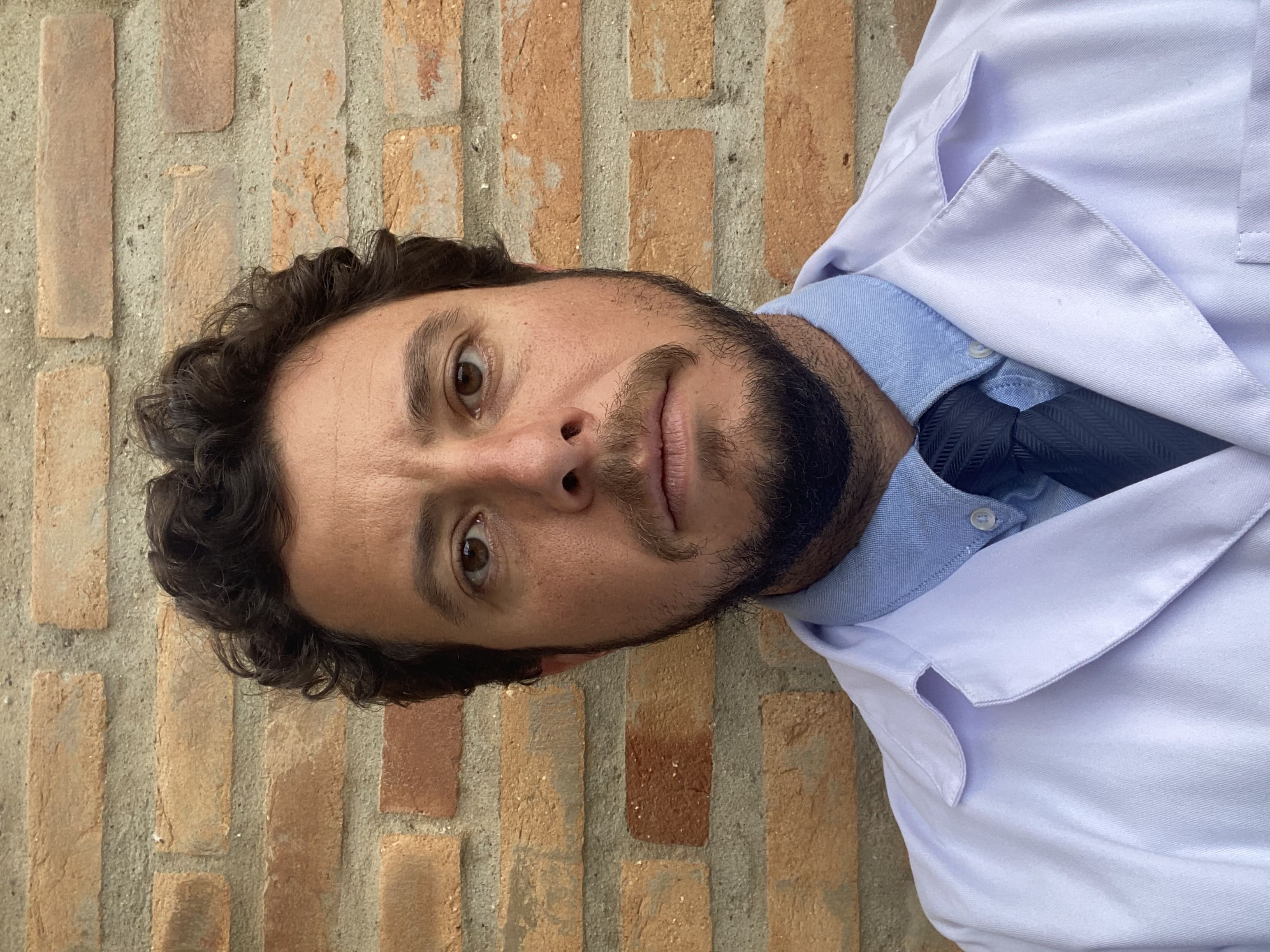 Perito Médico Médico Intensivista — Kauan Simões Val