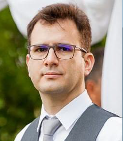 Perito Médico Nefrologista — Adolfo Mansano Garcia