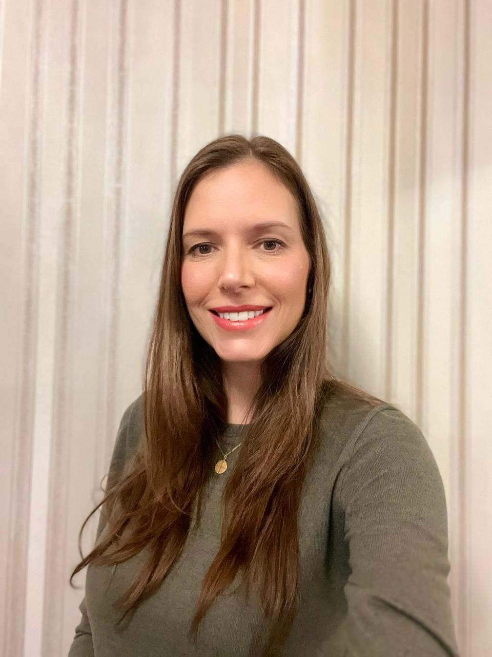 Perito Médico Médica Intensivista — Caroline Maslonek