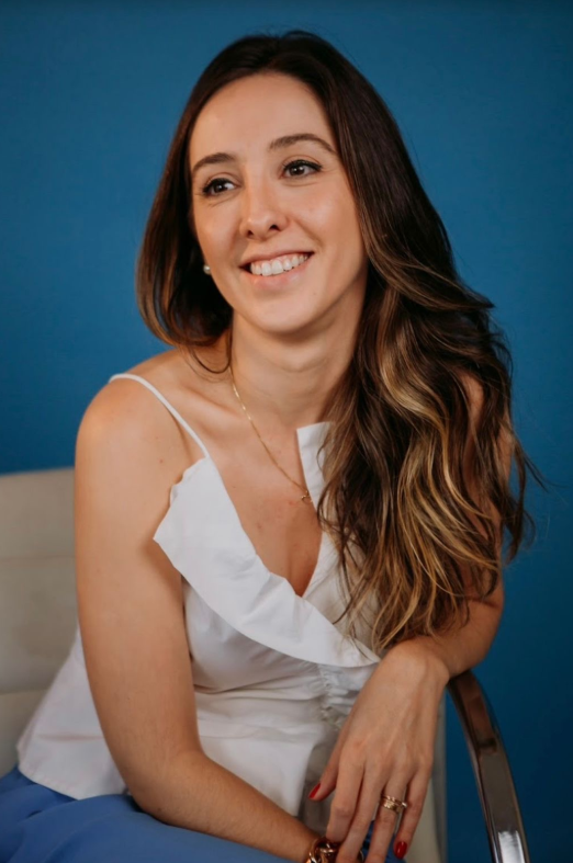 Perito Médico Dermatologista — Camila Soares Ayusso