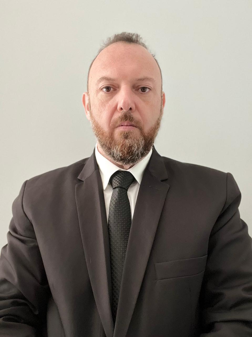 Perito Médico Médico Intensivista — Cleber Eduardo Henrique