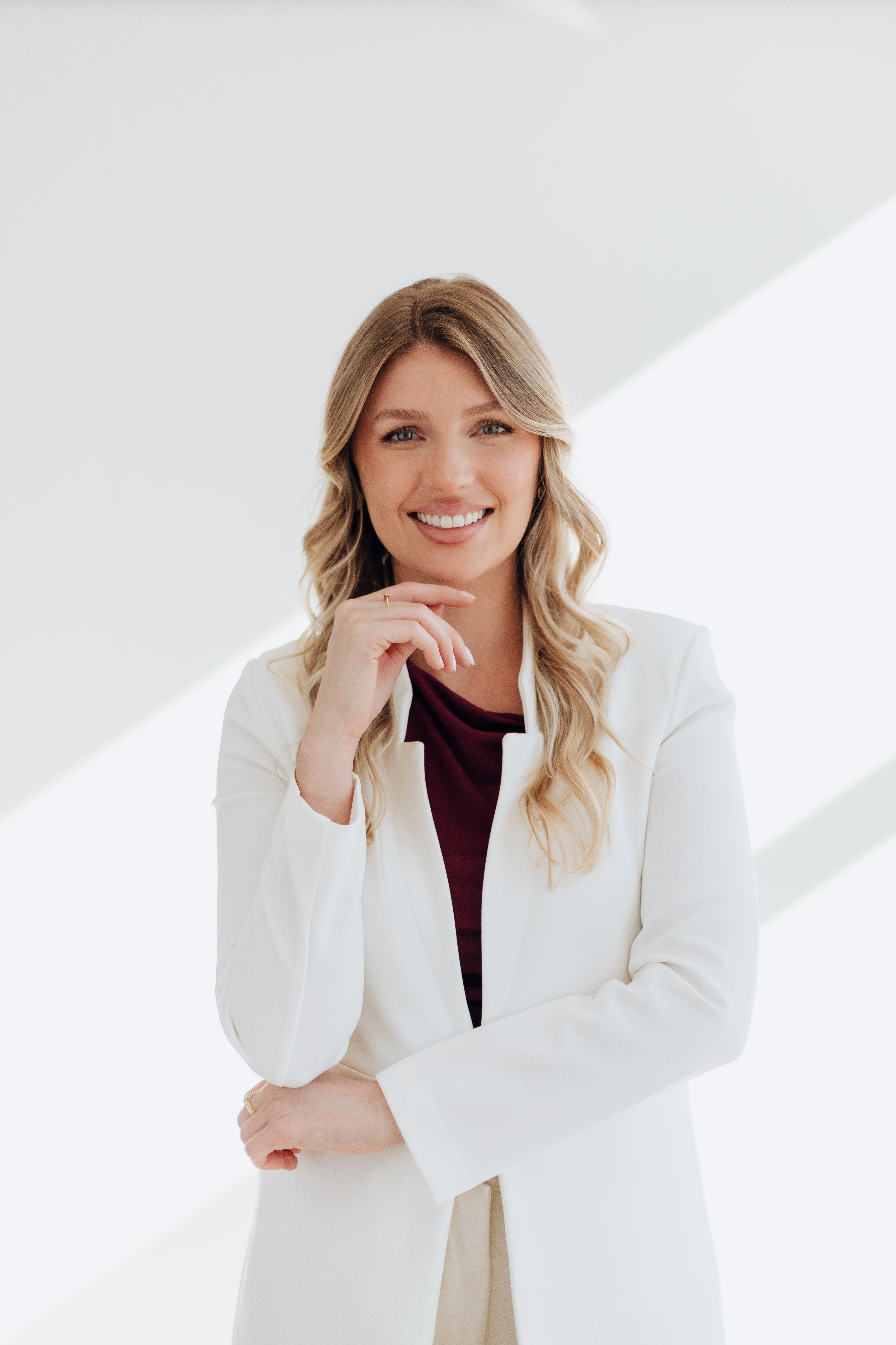 Perito Médico Dermatologista — Maria Eduarda Teló